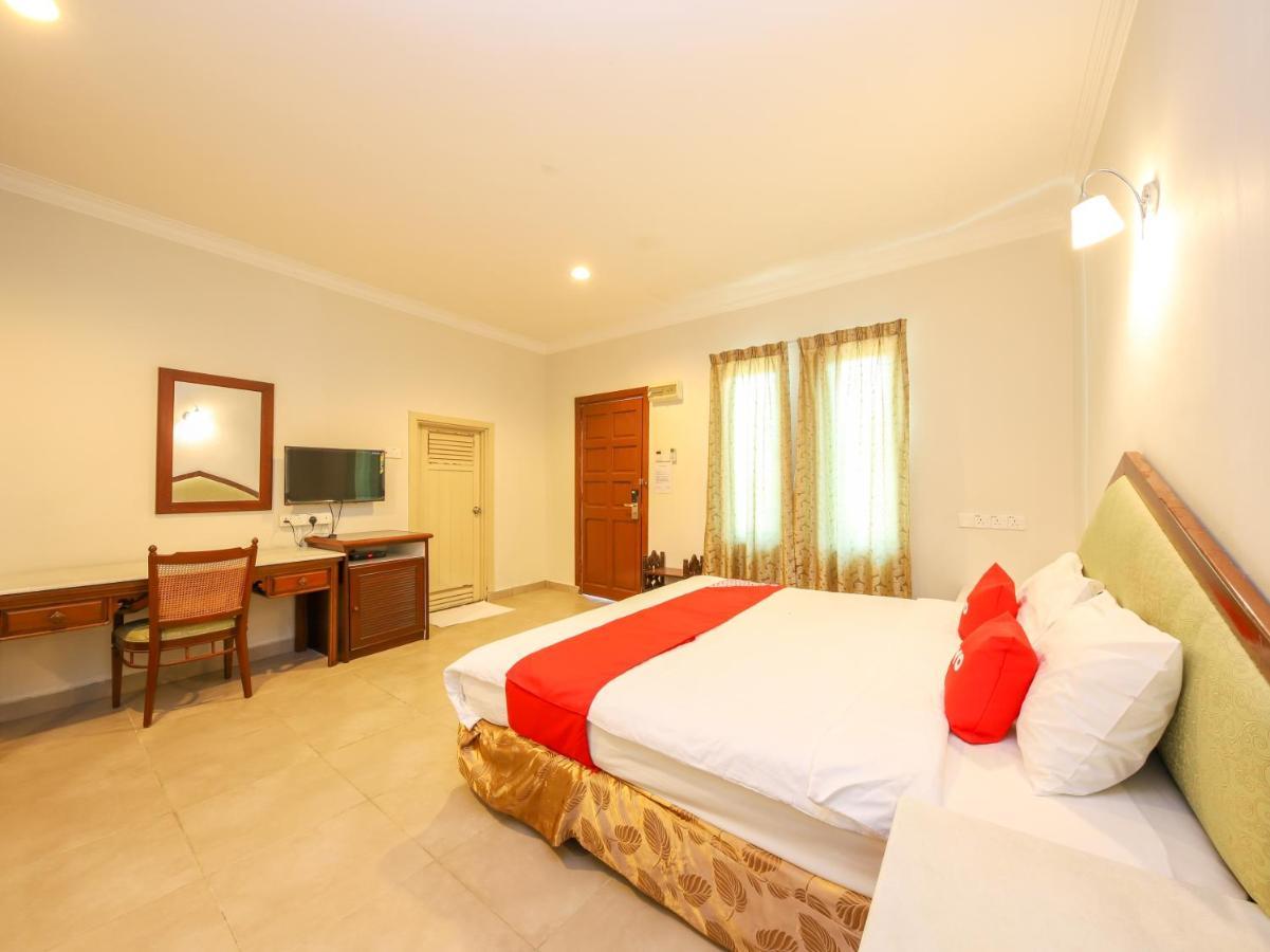 Oyo 89679 Dream Garden Resort Ayer Hangat Exteriér fotografie