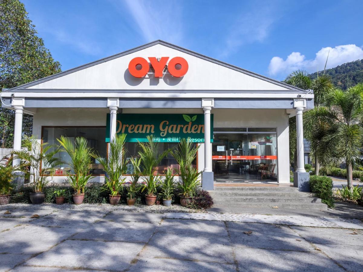 Oyo 89679 Dream Garden Resort Ayer Hangat Exteriér fotografie